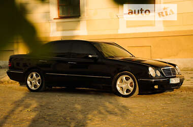 Седан Mercedes-Benz E-Class 2001 в Кам'янець-Подільському