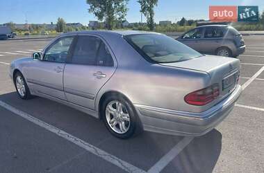 Седан Mercedes-Benz E-Class 1999 в 