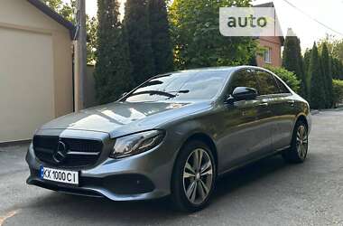 Седан Mercedes-Benz E-Class 2016 в Харкові