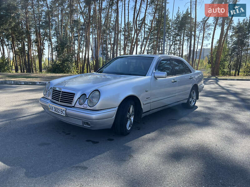 Седан Mercedes-Benz E-Class 1999 в Дергачах