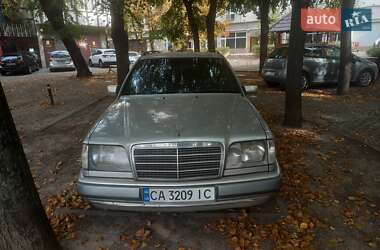 Универсал Mercedes-Benz E-Class 1995 в 