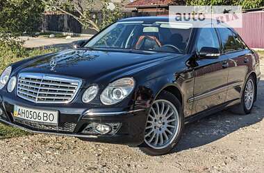 Седан Mercedes-Benz E-Class 2008 в Каменец-Подольском