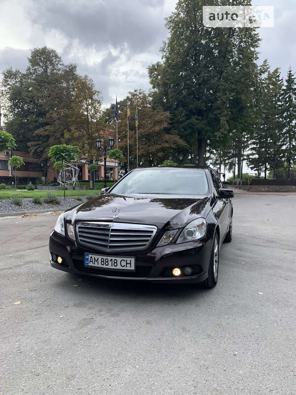 Mercedes-Benz E-Class 2009