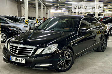 Седан Mercedes-Benz E-Class 2011 в Одессе