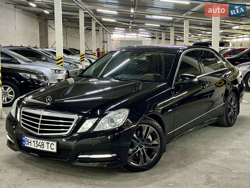 Mercedes-Benz E-Class 2011