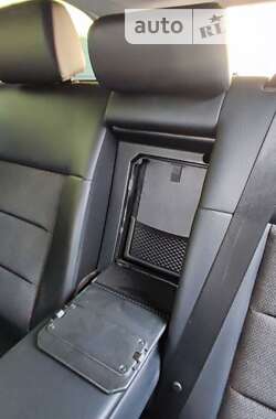 Универсал Mercedes-Benz E-Class 2011 в Луцке