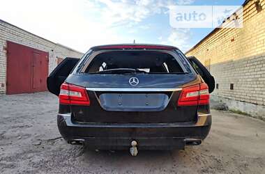 Универсал Mercedes-Benz E-Class 2011 в Луцке