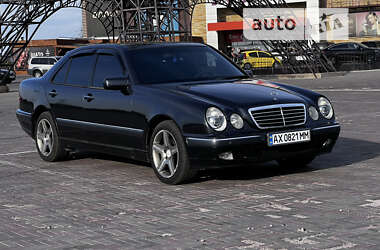 Седан Mercedes-Benz E-Class 1998 в Харькове