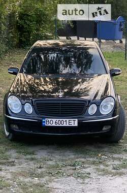 Седан Mercedes-Benz E-Class 2002 в Кременце