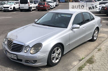 Седан Mercedes-Benz E-Class 2007 в Львове