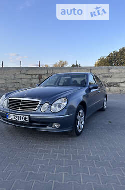 Седан Mercedes-Benz E-Class 2004 в Тернополі