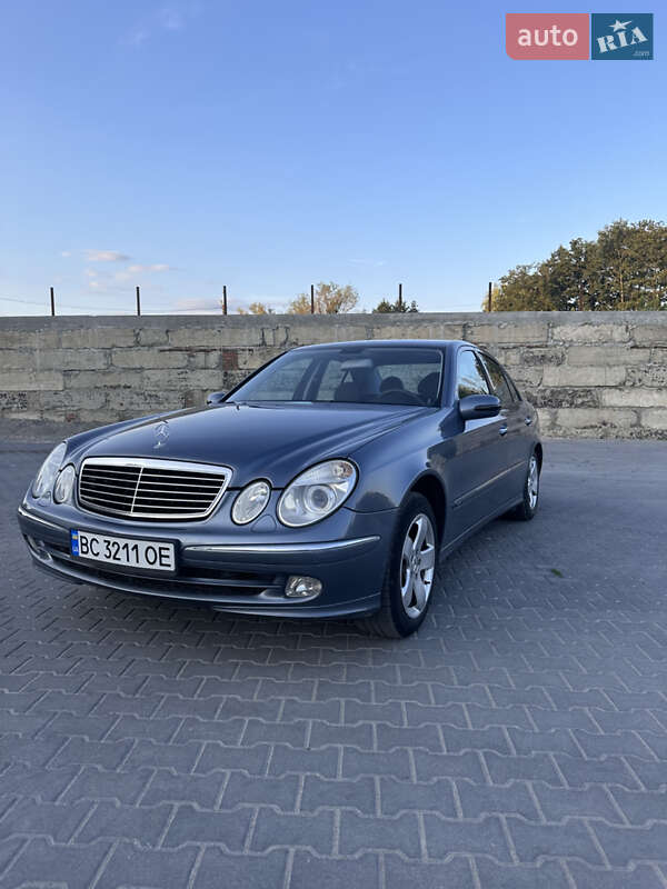 Mercedes-Benz E-Class 2004