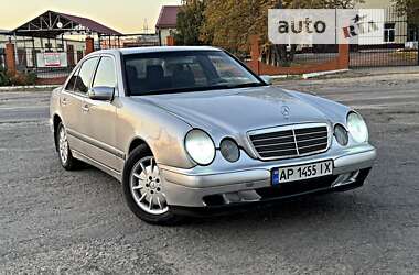 Седан Mercedes-Benz E-Class 2001 в Запорожье