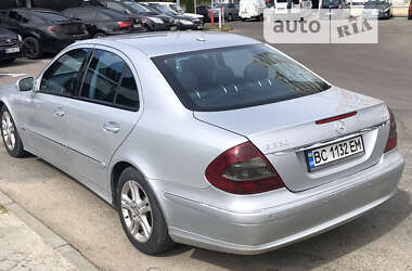 Седан Mercedes-Benz E-Class 2007 в Львове