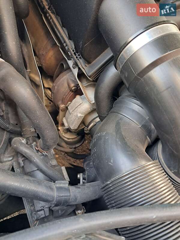 Седан Mercedes-Benz E-Class 2000 в Кривом Роге