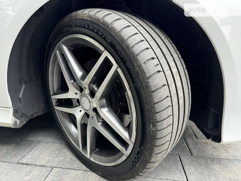 Седан Mercedes-Benz E-Class 2015 в Сокале
