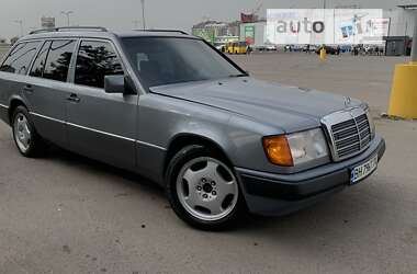 Універсал Mercedes-Benz E-Class 1989 в Одесі