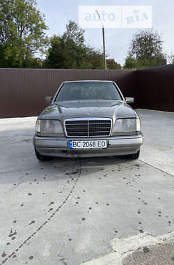 Седан Mercedes-Benz E-Class 1995 в Ходорове