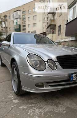 Седан Mercedes-Benz E-Class 2002 в Первомайську