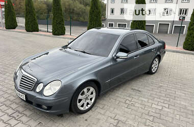 Седан Mercedes-Benz E-Class 2007 в Виннице