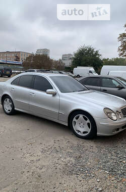 Седан Mercedes-Benz E-Class 2003 в Черкасах