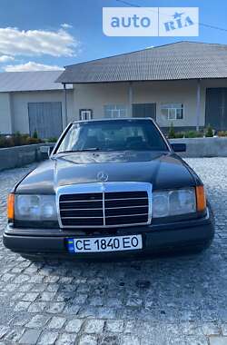 Седан Mercedes-Benz E-Class 1992 в Черновцах