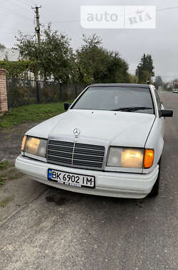 Седан Mercedes-Benz E-Class 1988 в Тернополе