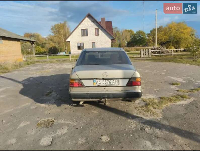 Седан Mercedes-Benz E-Class 1987 в Маневичах фото 2 Седан Mercedes-Benz E-Class 1987 в Маневичах