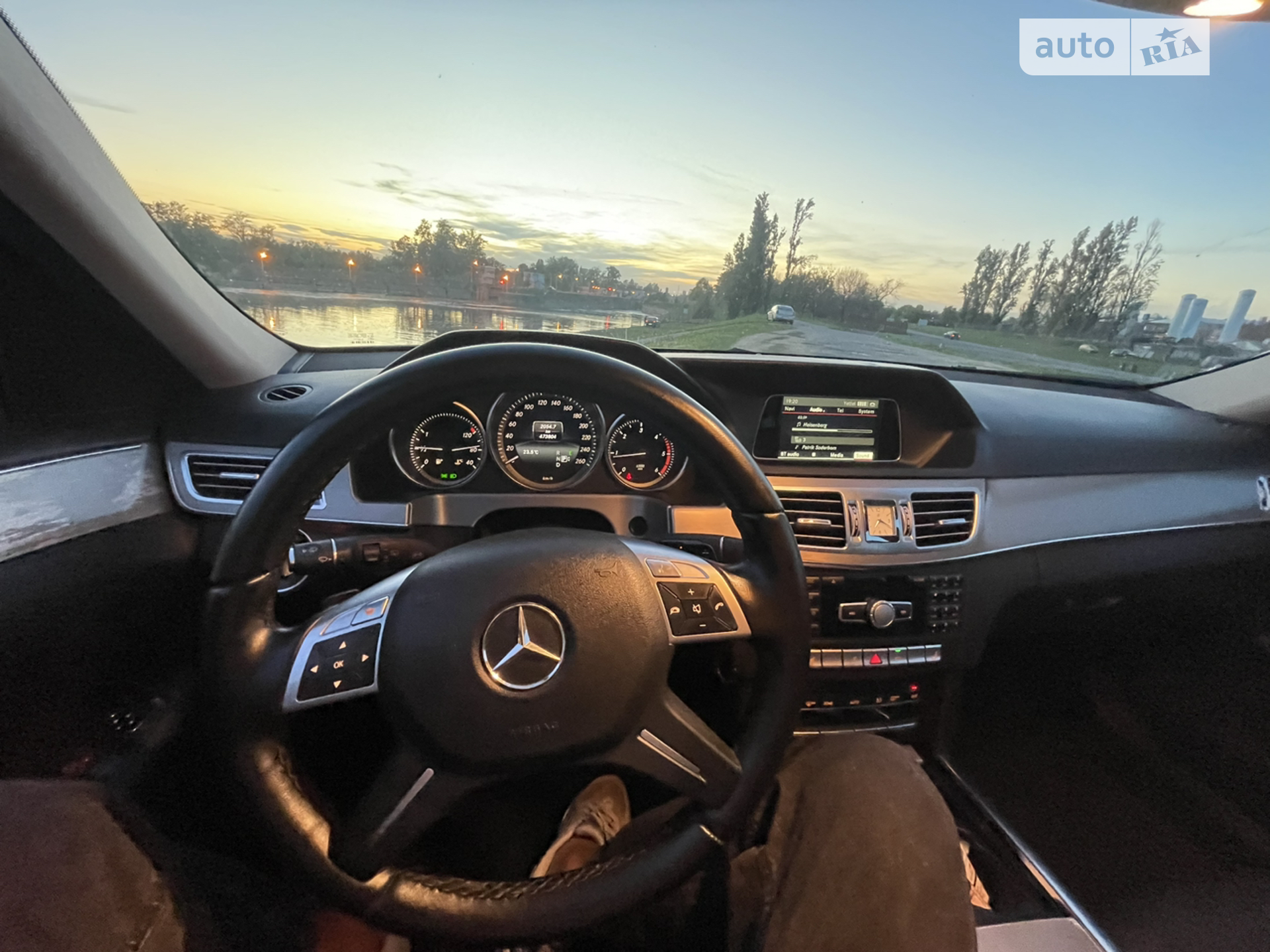 2013 Mercedes-Benz E-klasse - мініатюра 23