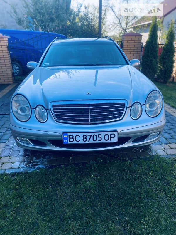 Універсал Mercedes-Benz E-Class 2003 в Яворові