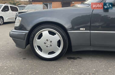 Седан Mercedes-Benz E-Class 1994 в 