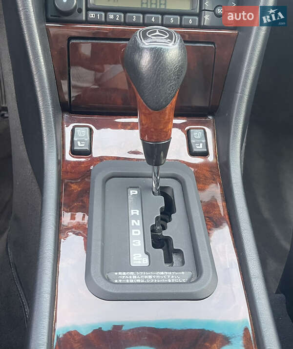 Седан Mercedes-Benz E-Class 1994 в Киеве