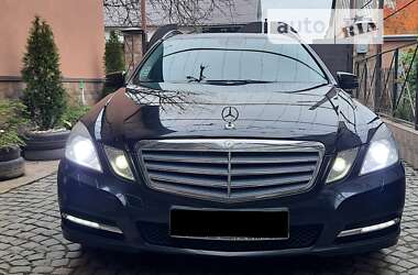 Універсал Mercedes-Benz E-Class 2012 в Хусті