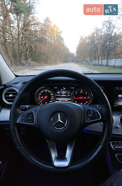 Универсал Mercedes-Benz E-Class 2016 в Киеве