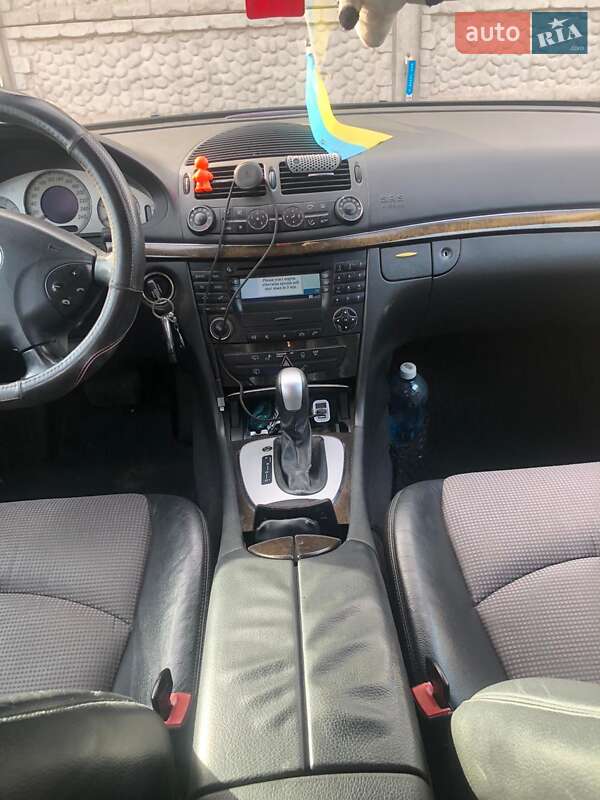 Универсал Mercedes-Benz E-Class 2004 в Кривом Роге