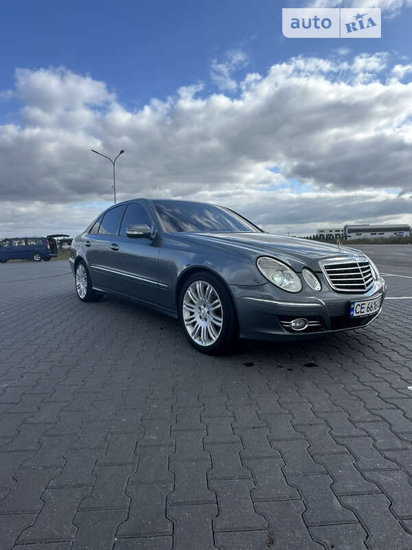 Седан Mercedes-Benz E-Class 2007 в Чернівцях