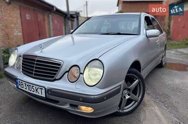 Седан Mercedes-Benz E-Class 2002 в Вінниці