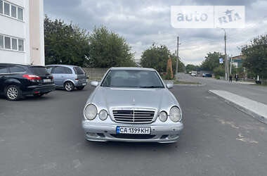 Седан Mercedes-Benz E-Class 2001 в Черкассах