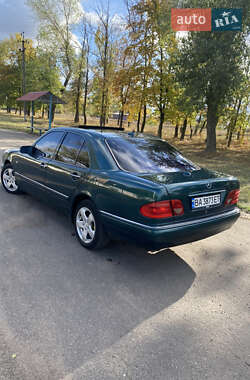 Седан Mercedes-Benz E-Class 1998 в Малой Виске