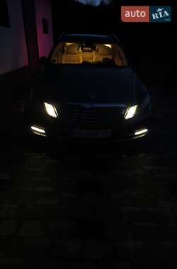 Универсал Mercedes-Benz E-Class 2012 в 