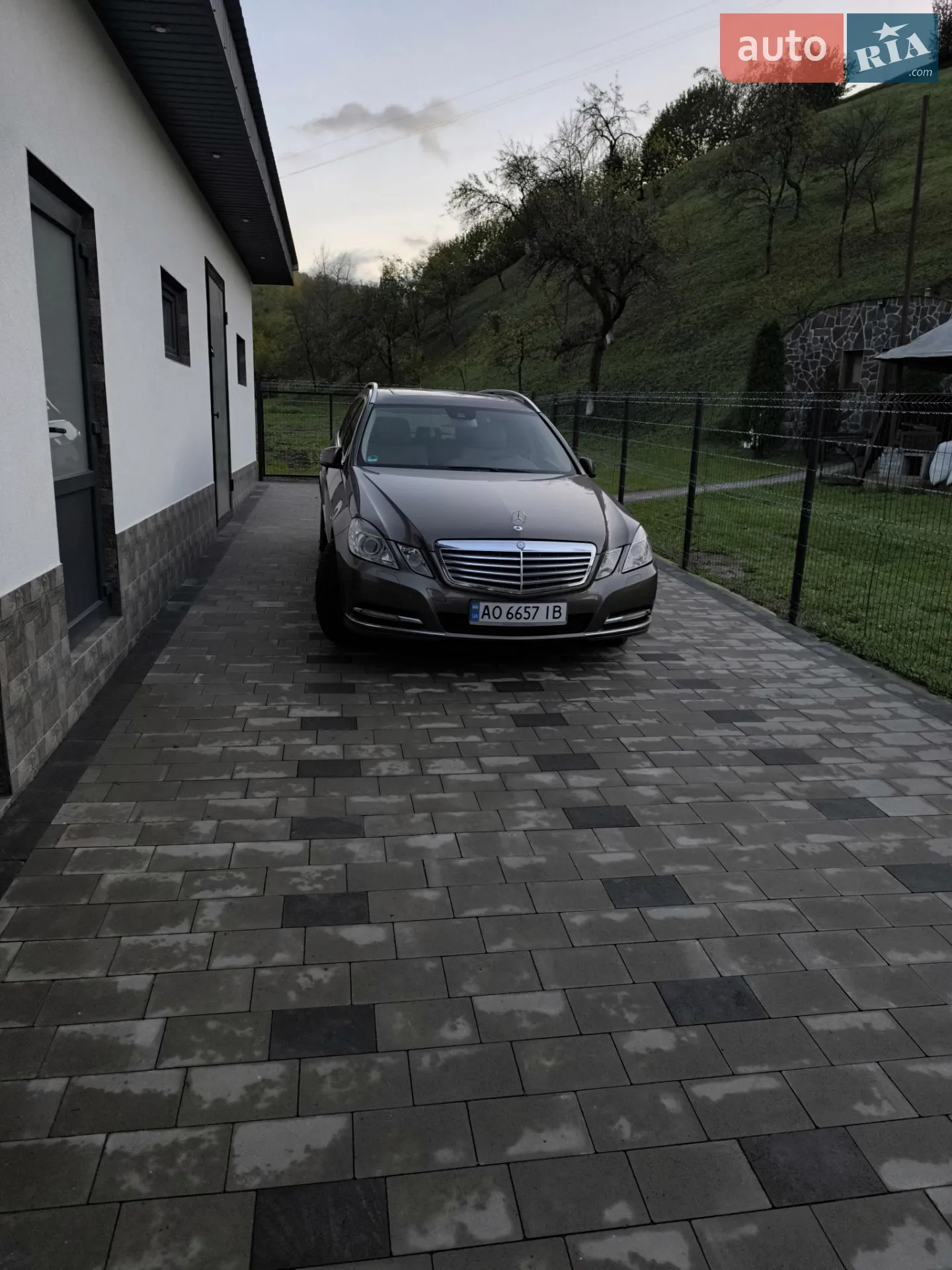 2012 Mercedes-Benz E-klasse - мініатюра 32