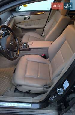 Универсал Mercedes-Benz E-Class 2012 в 