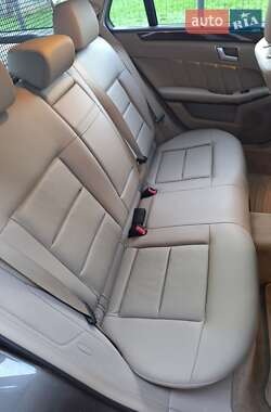 Универсал Mercedes-Benz E-Class 2012 в 