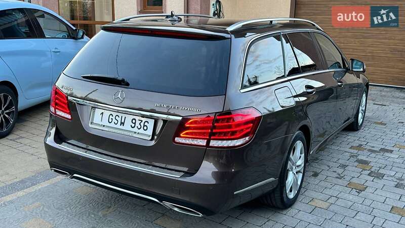 Универсал Mercedes-Benz E-Class 2014 в Звягеле