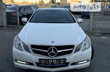 Купе Mercedes-Benz E-Class 2012 в Тернополі