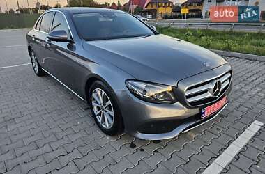 Седан Mercedes-Benz E-Class 2018 в 