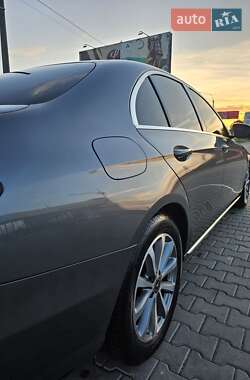 Седан Mercedes-Benz E-Class 2018 в 