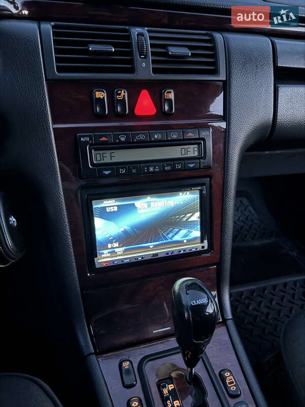 Седан Mercedes-Benz E-Class 2001 в Черновцах фото 24 Седан Mercedes-Benz E-Class 2001 в Черновцах