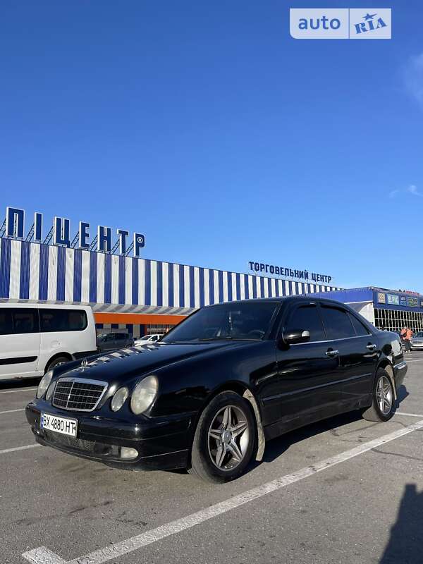 Седан Mercedes-Benz E-Class 2001 в Хмельницькому