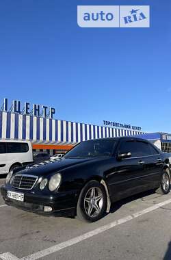 Седан Mercedes-Benz E-Class 2001 в Хмельницькому